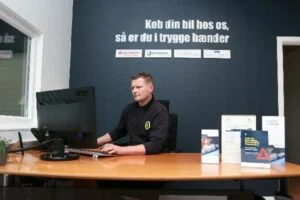 brugt bil forhandler Mikkel Østergaard