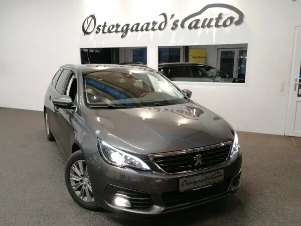 Peugeot 308 - BlueHDi 120 Selection Sky SW