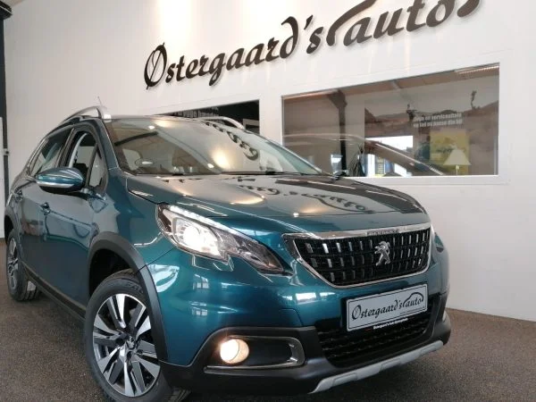 Peugeot 2008 - BlueHDi 120 Allure Sky