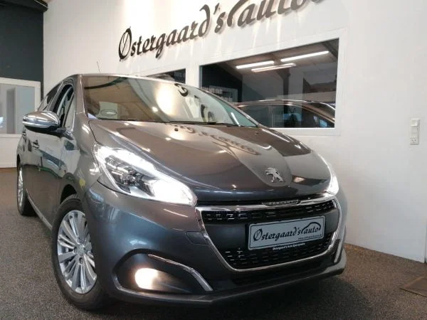 Peugeot 208 - BlueHDi 100 Desire Sky